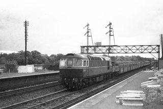 Class 33 D6508 at Brookwood, Surrey with the 1.40pm Wimbledon Park Sidings - Micheldever Special on Sunday 25 Jul 1965 - J.J. Smith [047109]