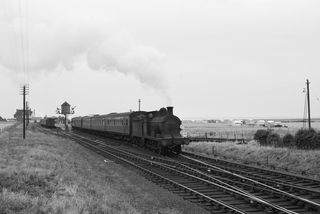 BR(S) C class 31293 at Allhallows, Kent on Bank Holiday Monday 03 Aug 1959 - J.J. Smith [047385]