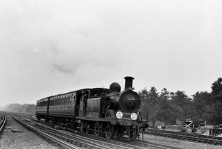 BR(S) D3 class 32390 at Three Bridges, West Sussex with the "RCTS East Sussex" Rail Tour on Sunday 04 Oct 1953 - C. Hogg [048029]