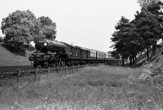 BR(E) V2 class 60893 near Fleet, Hampshire with the "Bournemouth Belle" circa Jun 1953 - C. Hogg [048114]