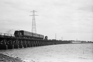 BR(S) Terrier class 32661 at Langston Bridge, Hampshire on Sunday 29 Aug 1954 - C. Hogg [048191]