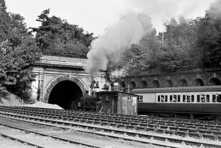 BR(S) C class 31576 at Crystal Palace High Level Station, Greater London on Sunday 19 Sep 1954 - C. Hogg [048229]