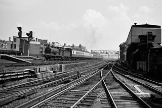 BR(S) C class 31280 at London Bridge, Greater London on Saturday 09 Jun 1956 - C. Hogg [048393]