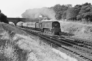 BR(S) West Country class 34101 'Hartland' at Shortlands, Greater London with a down Boat Train service on Saturday 13 Sep 1958 - C. Hogg [048538]
