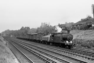 BR(S) E4 class 32472 at Honor Oak Park, Greater London with the 2.43pm New Cross Gate Norwood Freight on Saturday 09 May 1959 - C. Hogg [048558]