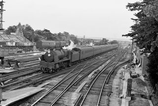 BR(S) U1 class 31907 at Faversham, Kent with the 3.28pm Dover - Victoria service on Monday 18 May 1959 - C. Hogg [048560]