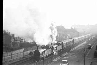 BR(S) R1 class 31047 & BR(S) R1 class 31337 at Folkestone Harbour Branch, Kent on Sunday 17 Feb 1957 - C. Hogg [048908]