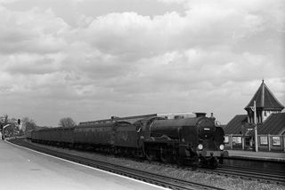 BR(S) Schools class 30934 'St. Lawrence' at Forest Hill Station, Greater London with the 2.00pm Charing Cross to Deal parcels on Sunday 10 Apr 1960 - C. Hogg [049071]
