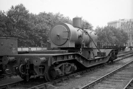 Southampton Docks, Hampshire on Wednesday 17 Sep 1958 - A. Postlewaite [050097]