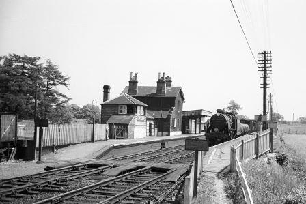 BR(S) U class 31628 at Oakley, Hampshire on Tuesday 11 Jun 1963 - A. Postlewaite [050162]