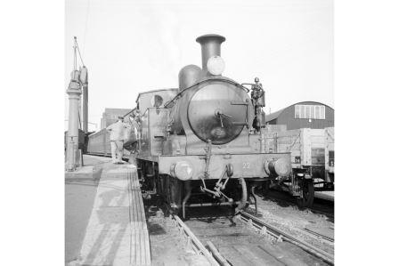 BR O2 class W22 'Brading' at Ryde St Johns Road, Isle of Wight on Wednesday 17 Sep 1958 - A. Postlewaite [050370]