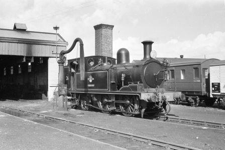 BR O2 class W26 'Whitwell' at Ryde St Johns Road Shed, Isle of Wight on Thursday 14 Apr 1960 - A. Postlewaite [050382]
