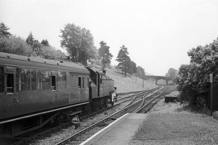 BR(M) 2MT class 41260 at Ashurst, Kent on Saturday 25 May 1963 - A. Postlewaite [050582]