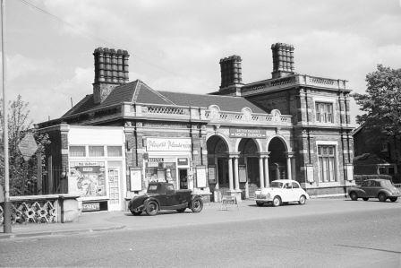 North Dulwich Station, Greater London on Thursday 09 May 1963 - A. Postlewaite [050757]