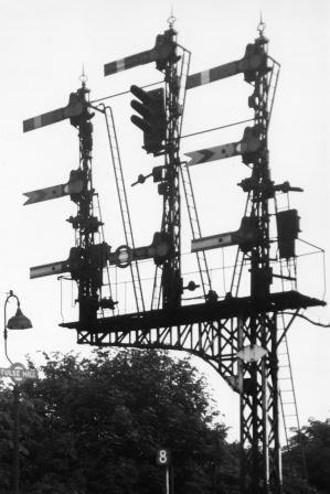 Tulse Hill, Greater London on Sunday 15 Jun 1958 - A. Postlewaite [050758]