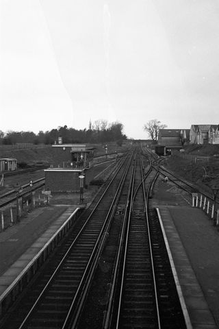 Lenham, Kent on Tuesday 24 Nov 1964 - A. Postlewaite [051082]