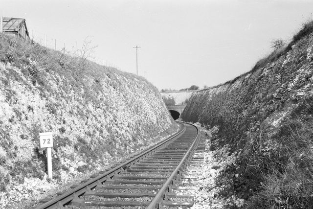 Golgotha Tunnel, Kent on Thursday 23 Mar 1961 - A. Postlewaite [051130]