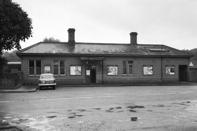 Westerham Station, Kent on Sunday 29 Oct 1961 - A. Postlewaite [051217]