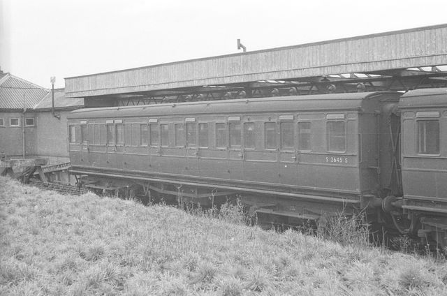 Allhallows, Kent on Thursday 04 Feb 1960 - A. Postlewaite [051346]