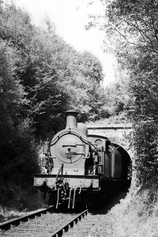 BR(S) H class 31266 at Cranbrook, Kent on Thursday 04 Aug 1949 - A. Postlewaite [051384]