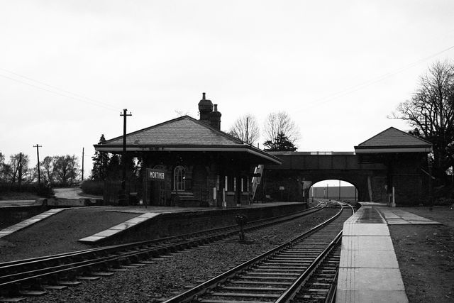 Mortimer, Berkshire on Easter Sunday 14 Apr 1963 - A. Postlewaite [051617]