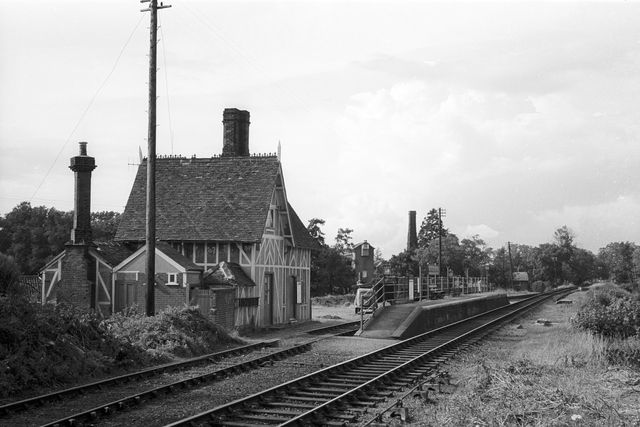 Wickham Bishops Station, Essex on Saturday 17 Aug 1963 - A. Postlewaite [051757]