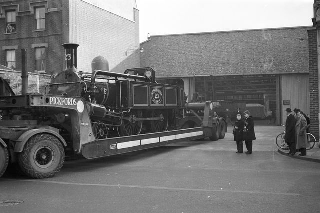 23 at Clapham, Greater London on Sunday 15 Jan 1961 - A. Postlewaite [052015]