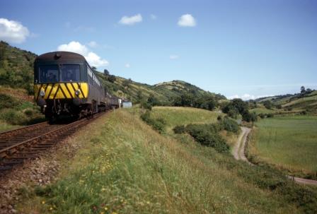 UTA DMU in Ireland on Tuesday 11 Aug 1964 - J.J. Smith [060250]
