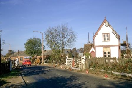 Billington Crossing, Northamptonshire on Saturday 30 Oct 1971 - J.J. Smith [060329]