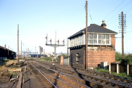 Derwenthaugh Signal Box, Tyne and Wear on Sunday 23 Jul 1967 - J.J. Smith [060571]