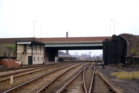 Widnes West Deviation, looking East, Cheshire in Aug 1971 - J.J. Smith [060603]