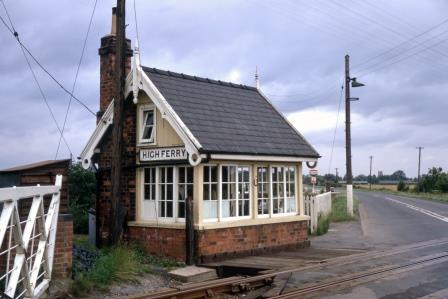 High Ferry Signal Box, Cheshire on Saturday 28 Aug 1971 - J.J. Smith [060605]