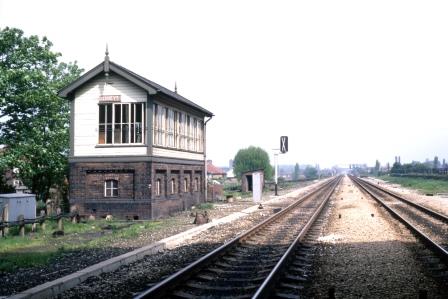 Oxheys Signal Box, looking North, Lancashire on Sunday 21 May 1972 - J.J. Smith [060646]