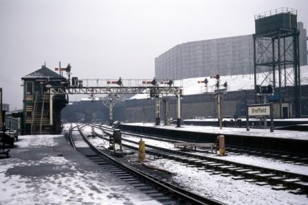 Sheffield Station, Yorkshire on Saturday 20 Jan 1973 - J.J. Smith [060752]