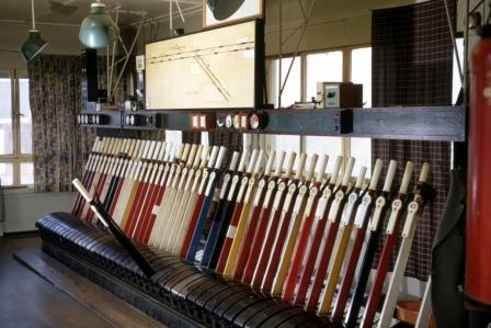Victoria Park Signal Box, Greater London on Saturday 17 Mar 1973 - J.J. Smith [060786]