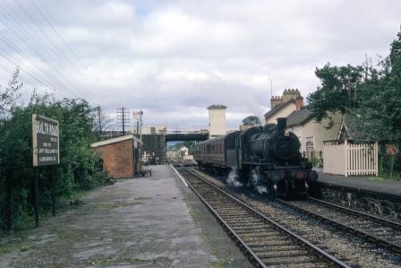 BR 2MT class 46507 at Builth Road Low Level Station, Powys on Friday 31 Aug 1962 - J.J. Smith [060933]