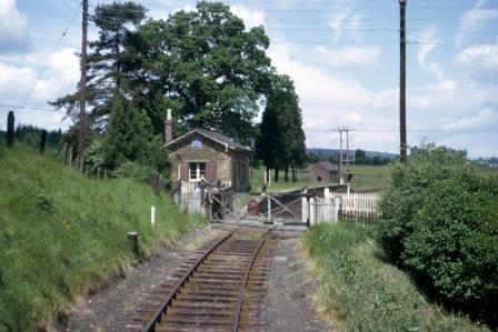Ruspidge Halt, Gloucestershire on Saturday 20 Jun 1964 - J.J. Smith [060961]