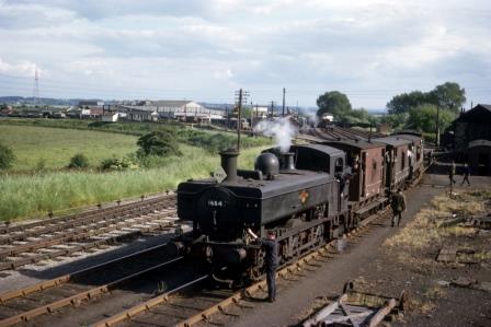 BR(W) 1600 class 1664 at Lydney Junction, Gloucestershire with the "REC The Severn Bore Brake Van Special - 2nd Run" Rail Tour on Saturday 20 Jun 1964 - J.J. Smith [060982]