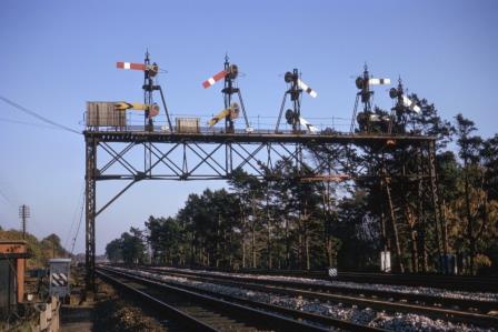 Pirbright Junction, Surrey on Saturday 06 Nov 1965 - J.J. Smith [061022]