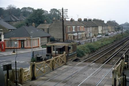 Pembroke Road Crossing, Kent on Saturday 31 Oct 1970 - J.J. Smith [061051]