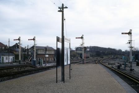 Tattenham Corner Station, Surrey on Saturday 31 Oct 1970 - J.J. Smith [061074]
