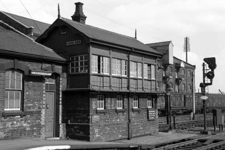 Grantham, Lincolnshire on Easter Sunday 22 Apr 1962 - J.H.W. Kent [075086]