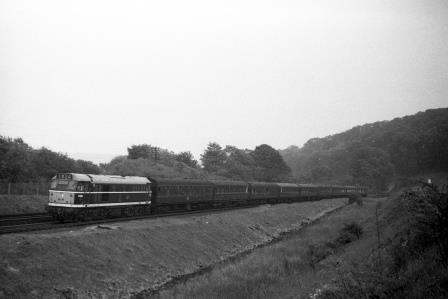 BR(S) Class 30 D5581 at Patcham, East Sussex with a Brighton - Eastern Region return excursion circa 30 Jun 1962 - J.H.W. Kent [075245]
