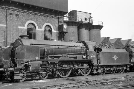 BR(S) Schools class 30917 'Ardingly' at Brighton Shed, East Sussex on Saturday 16 Jun 1962 - J.H.W. Kent [075282]