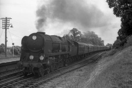 BR(S) Battle of Britain class 34089 '602 Squadron' at Glynde, East Sussex on Saturday 28 Jul 1962 - J.H.W. Kent [075372]