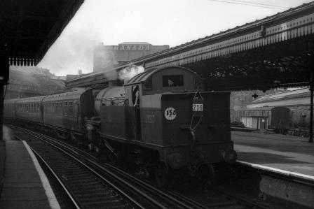 BR(S) H16 class 30517 at Clapham Junction Station, Greater London with an up Empty Stock service on Saturday 25 Aug 1962 - J.H.W. Kent [079084]