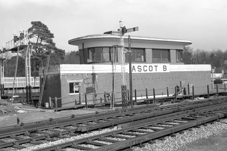 Ascot, Berkshire on Friday 22 Mar 1968 - J. Scrace [080029]