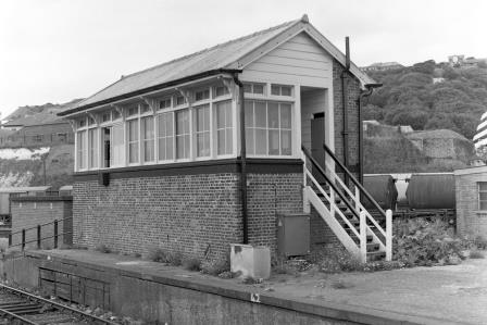 Archcliffe Junction, Kent on Bank Holiday Monday 29 Aug 1983 - J. Scrace [080137]