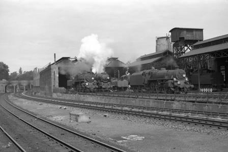 BR(S) Merchant Navy class 35026 'Lamport & Holt Line' & BR Std 4MT class 76006 & BR Std 4MT class 75075 at Bournemouth Shed, Dorset on Tuesday 09 Jun 1964 - J. Scrace [080270]