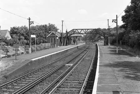 Bentley Station, Hampshire on Wednesday 22 Jun 1988 - J. Scrace [080547]
